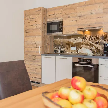 Kitzsteinhorn By Interhome زيل أم سي